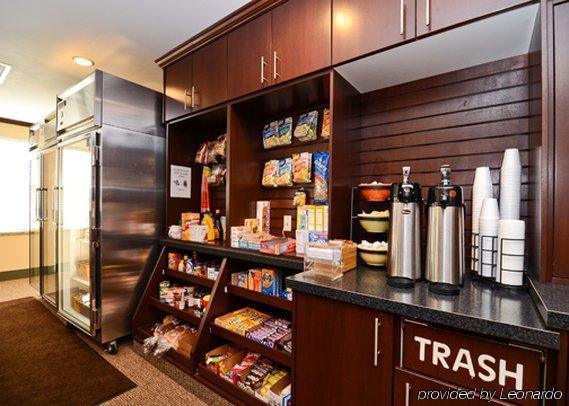 Mainstay Suites Minot Restaurant bilde